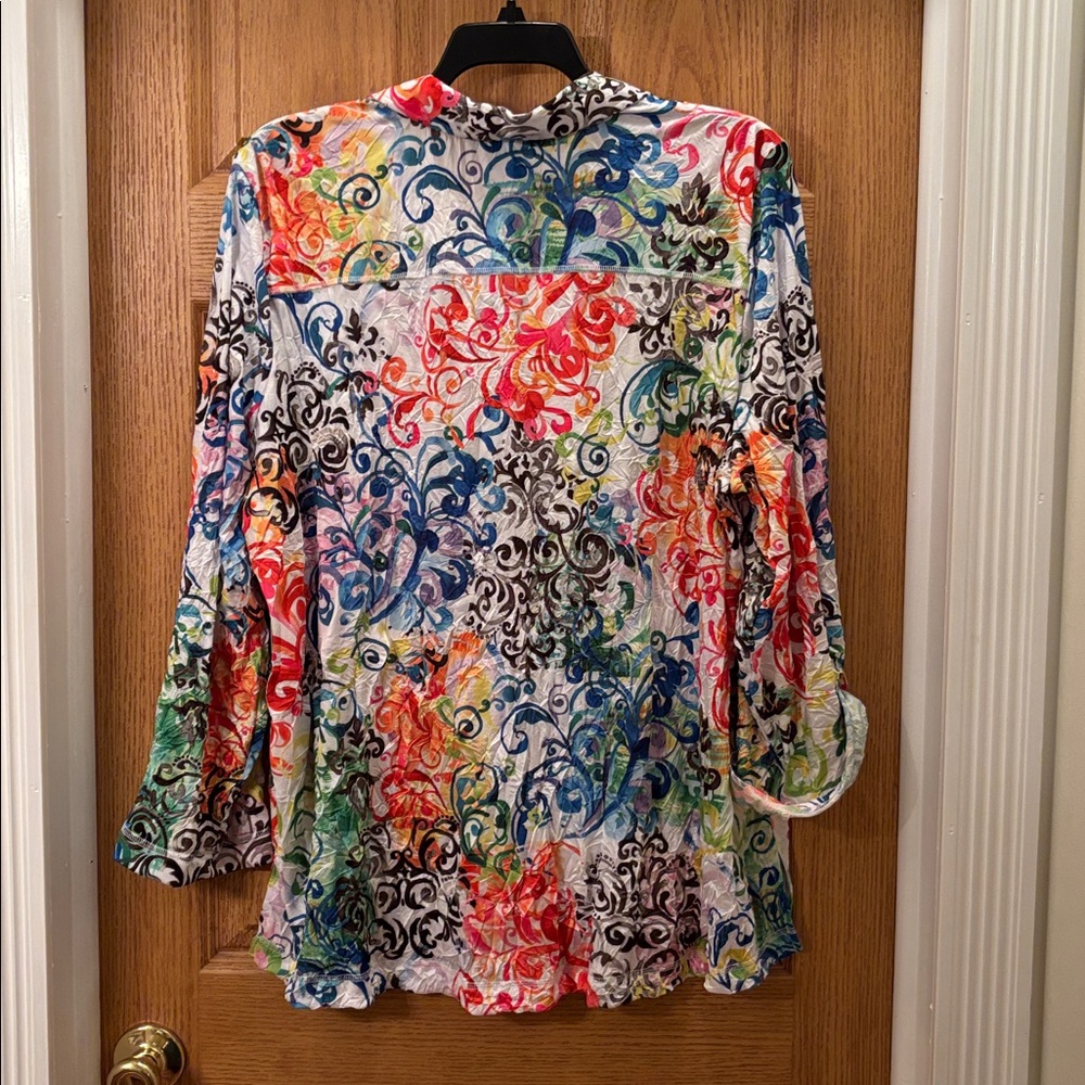 Ali Miles Multicolor Swirl Button Down Shirt - 1 - Picture 2 of 8